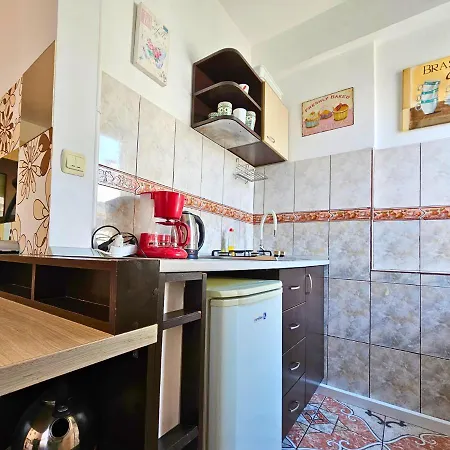 Good Vibes In Cismigiu Steps From Subway Self Check In