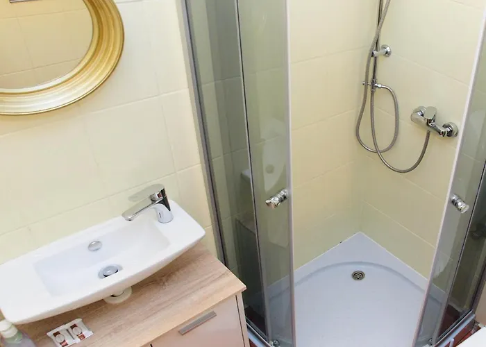 Apartman Good Vibes In Cismigiu Steps From Subway Self Check In Bukarest