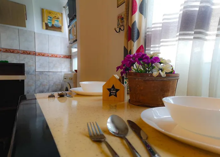 Good Vibes In Cismigiu Steps From Subway Self Check In * Bukarest